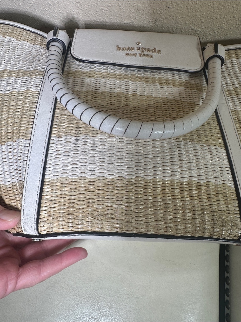 Kate Spade tote - Picture 5 of 8